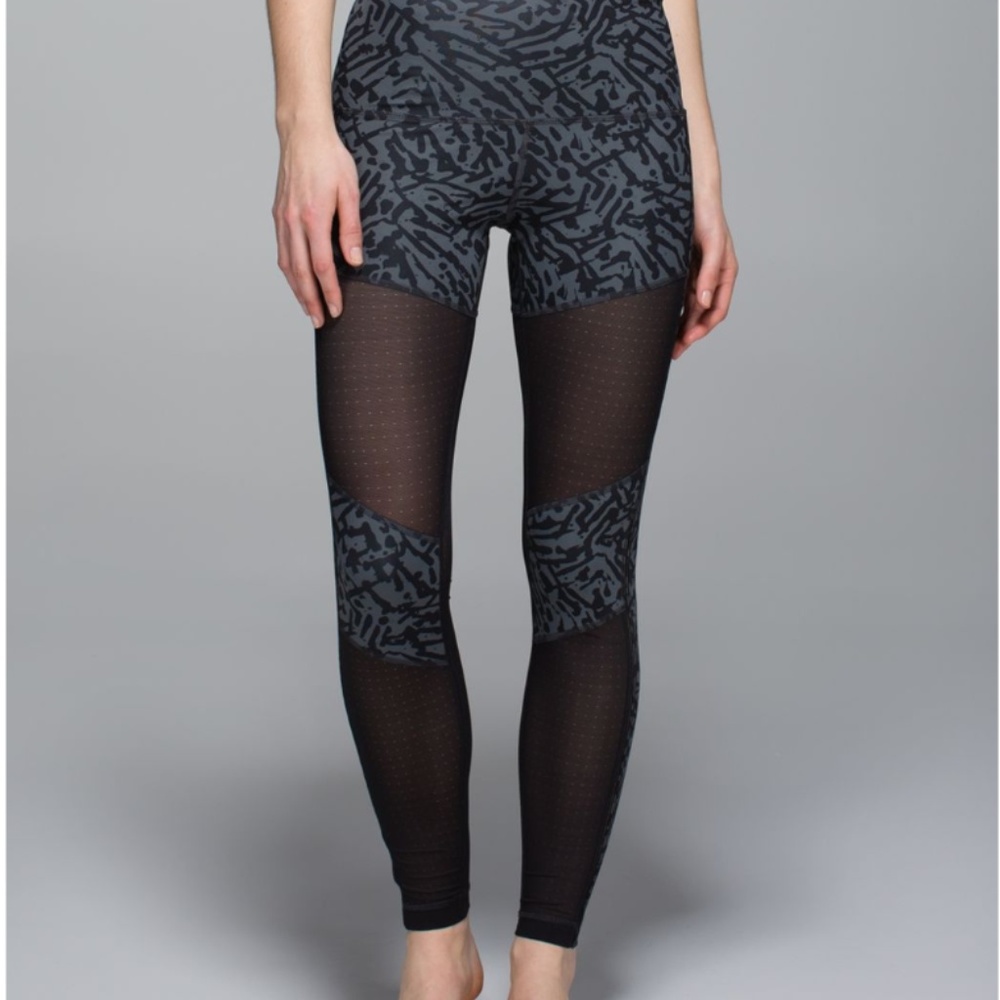 Lululemon Hot to Street Pant NWT Size 10
